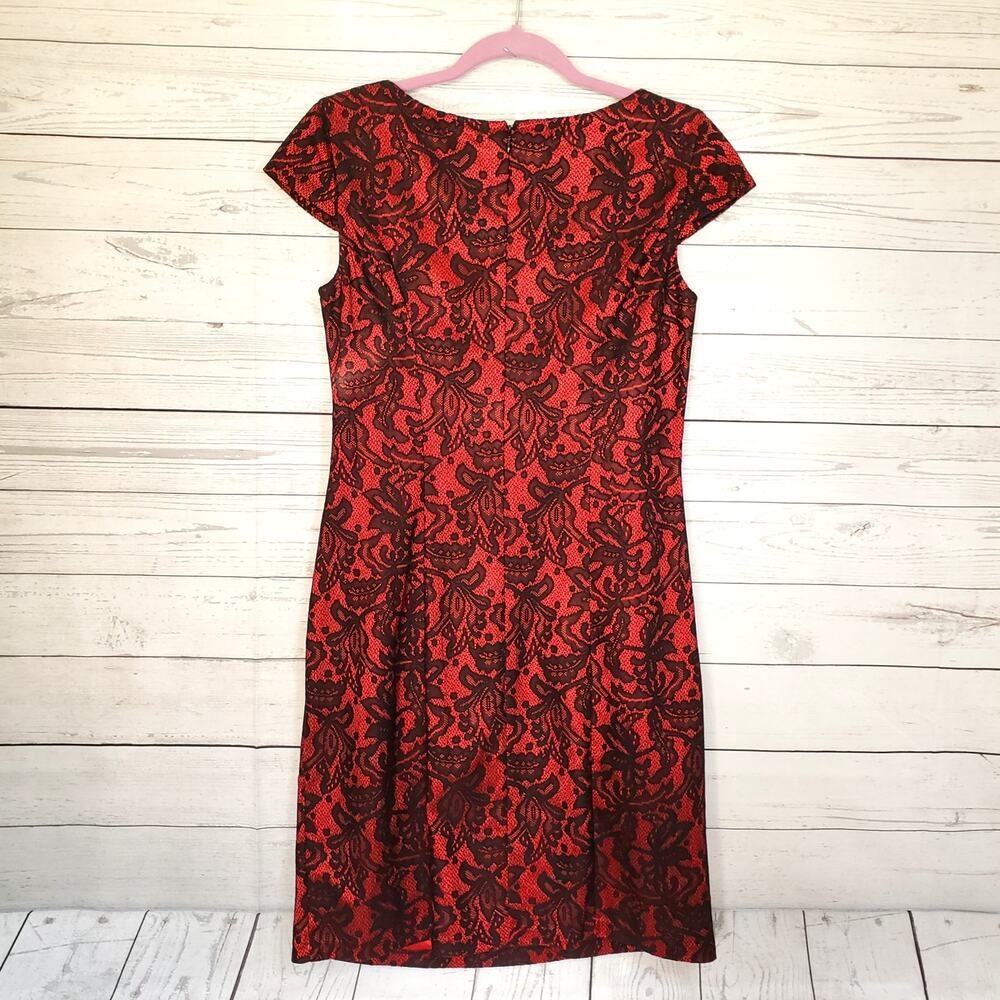 Alyx Cap-Sleeve Lace Overlay Midi Lined  Sheath Dress 8 - Picture 3 of 8